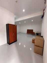 Irving Road (D13), Warehouse #590220321